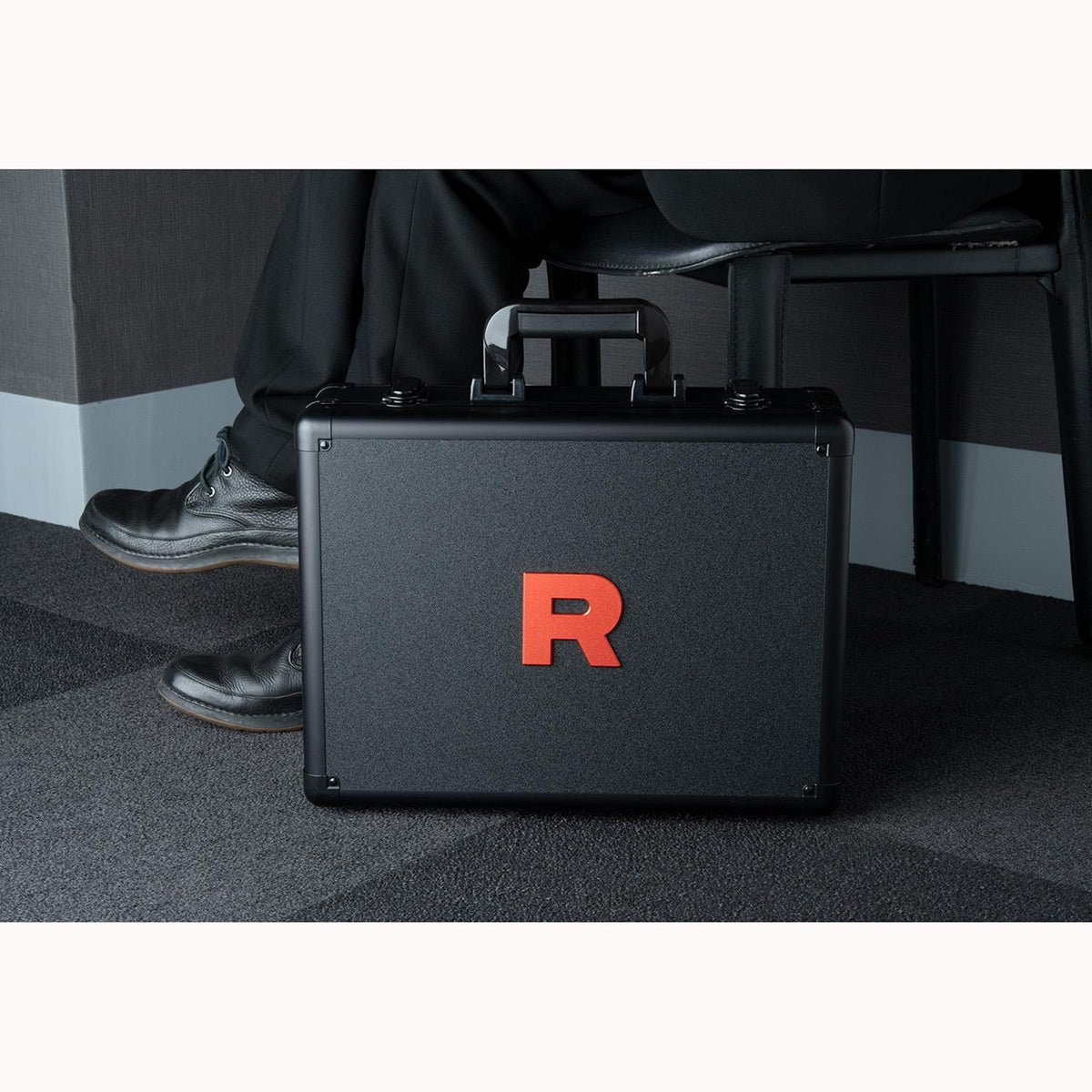 Team Rocket Attache Case (JP)